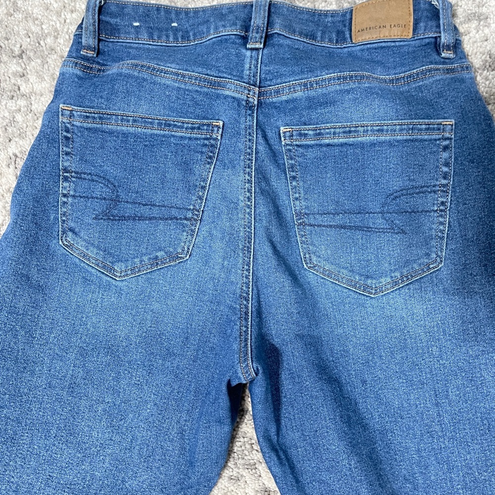 American eagle mom jeans, size 4 - Picture 4 of 5